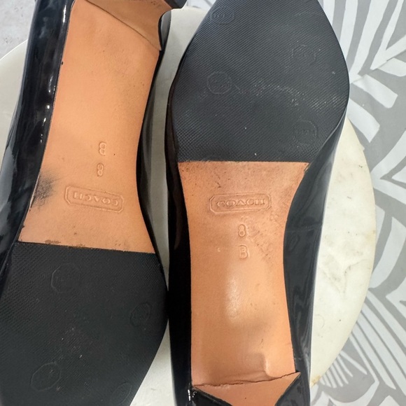 Coach Mandy Black Patent Leather Kitten  Heel Pumps with Gold Accent Bow - Picture 7 of 9